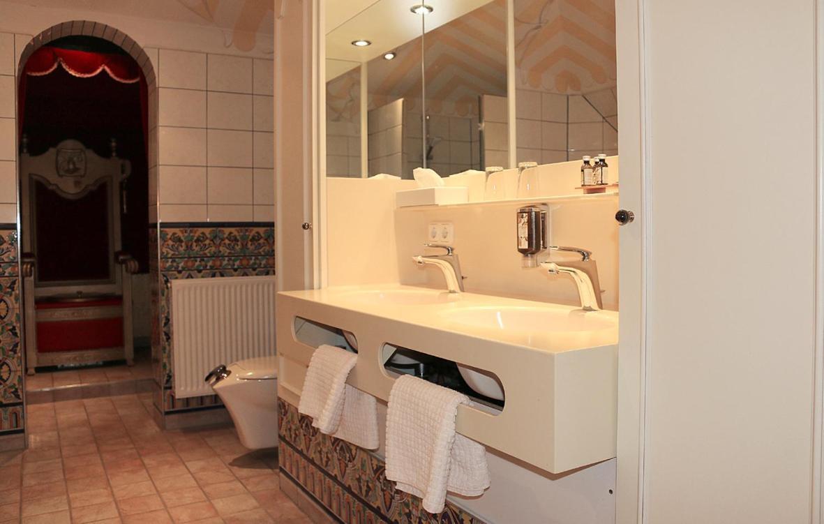 Hotel Spanischer Hof Groeditz Luaran gambar